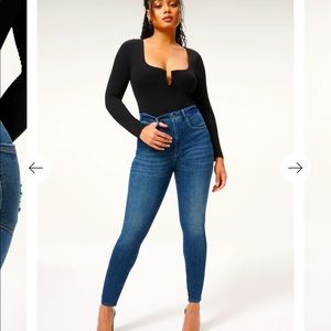 NWOT GOOD AMERICAN Good Legs Released Hem | 8